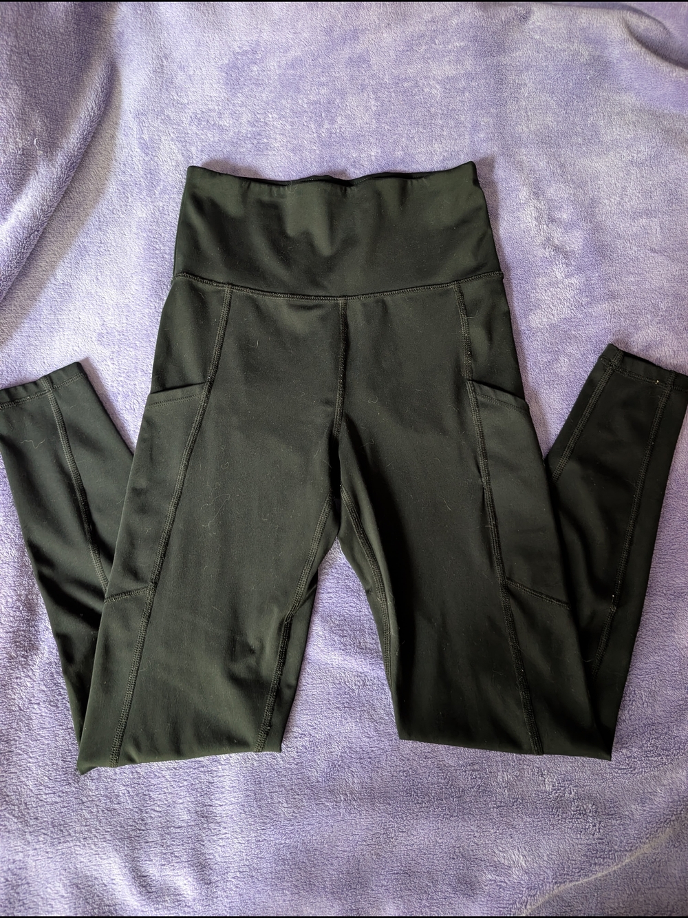 American Eagle Outfitters Black High-Rise Pocket Leggings